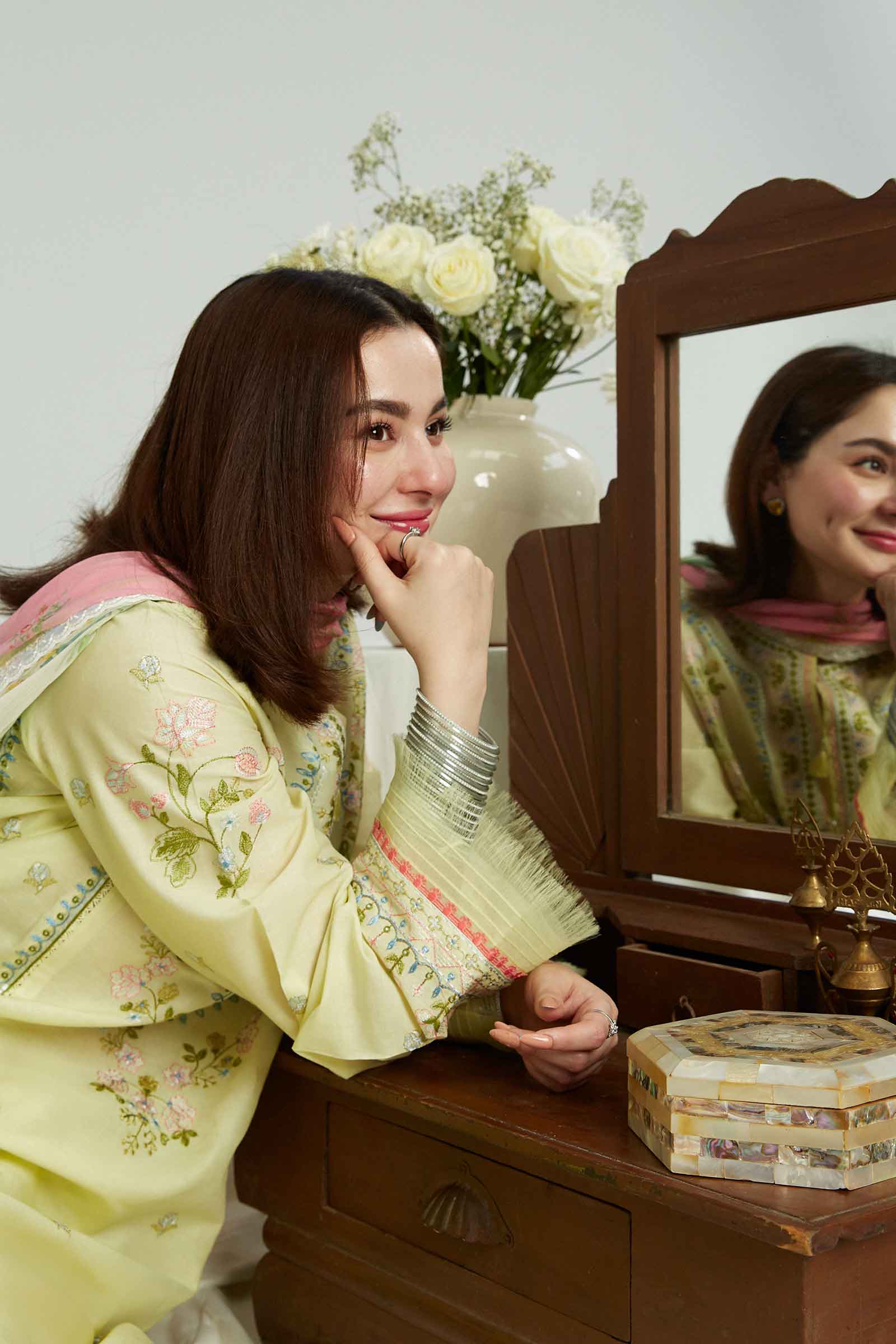 Zara Shahjahan Coco Lawn Collection Volume II – ZCE23-6B - Image 4