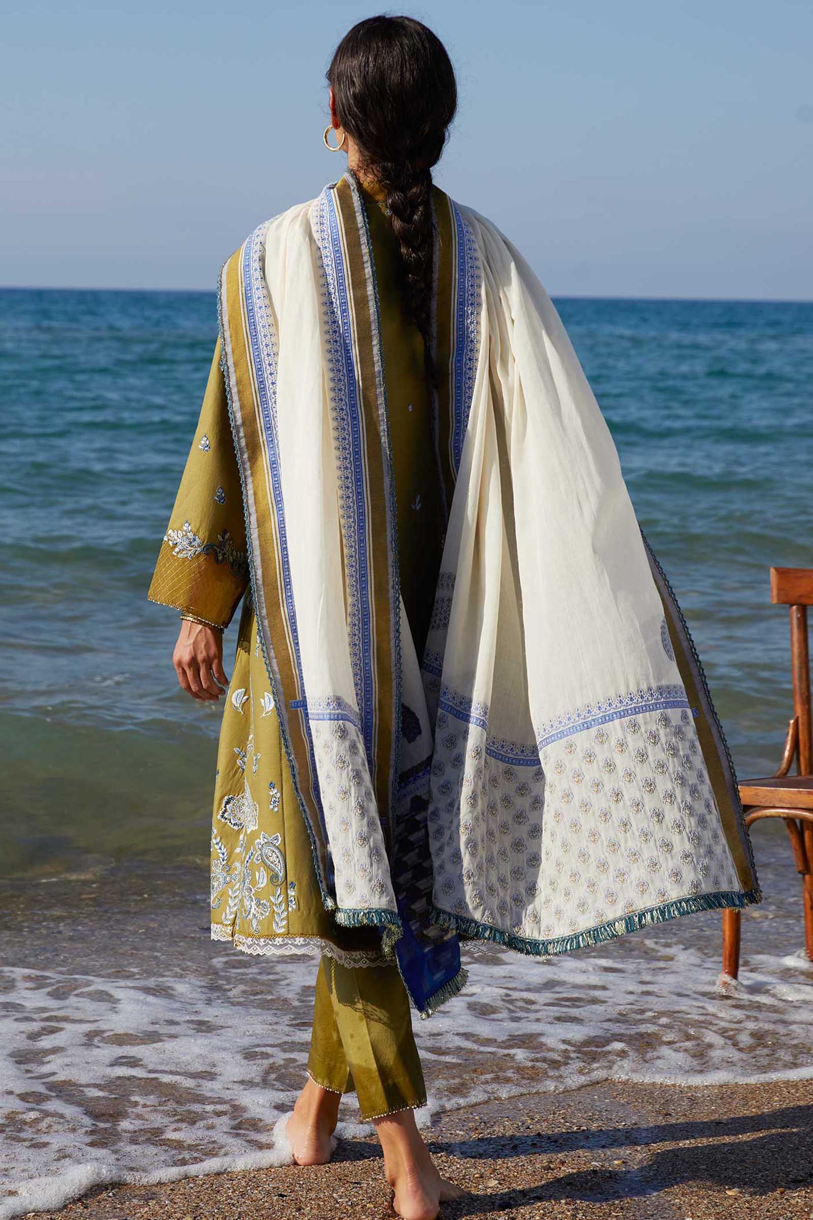 Zara Shahjahan Coco Luxury Lawn Collection 2021 – ZCE21-8A - Image 3