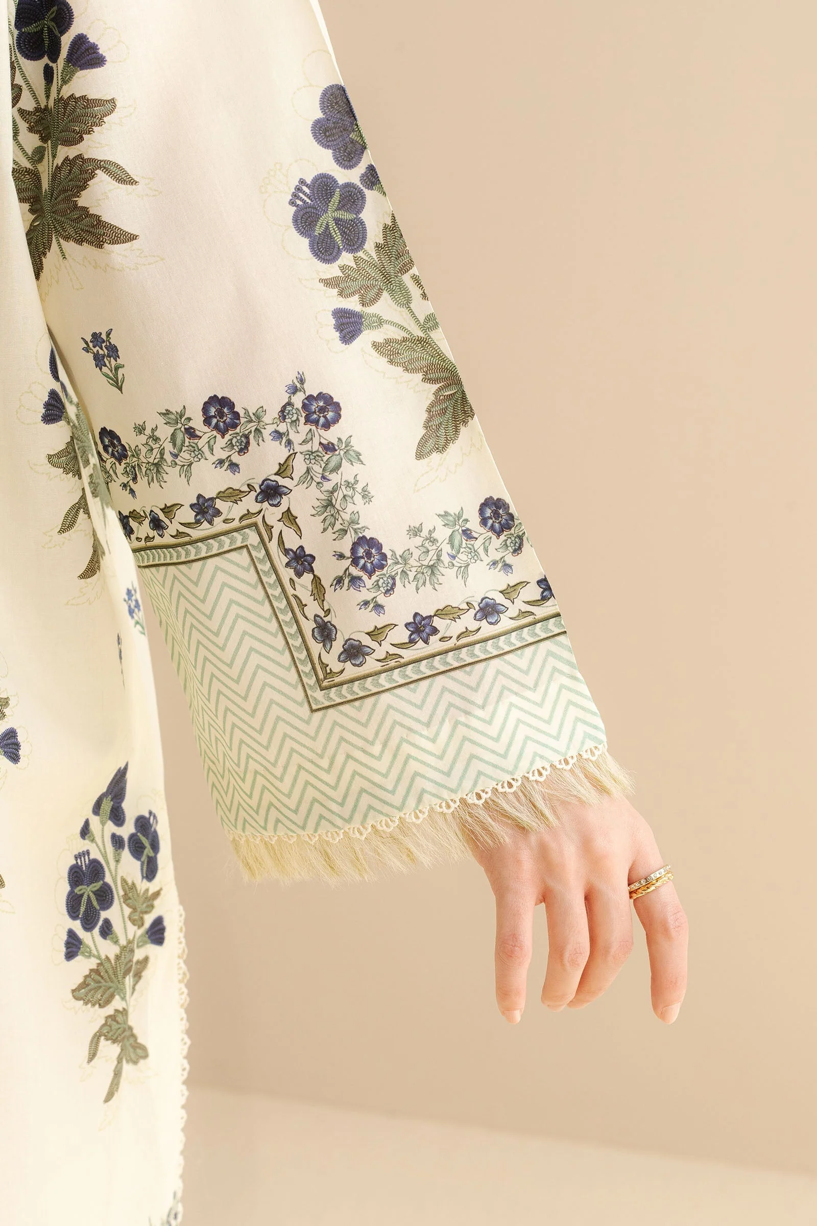 Zara Shahjahan Coco Prints Lawn Drop II – Raya-2B - Image 4