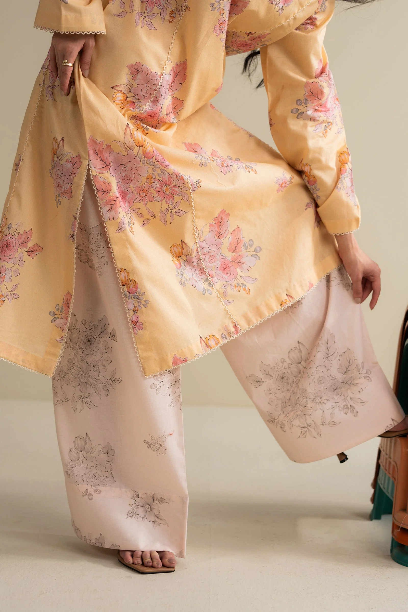 Zara Shahjahan Coco Prints Lawn Edit Vol-3 – Ovela-1B - Image 4