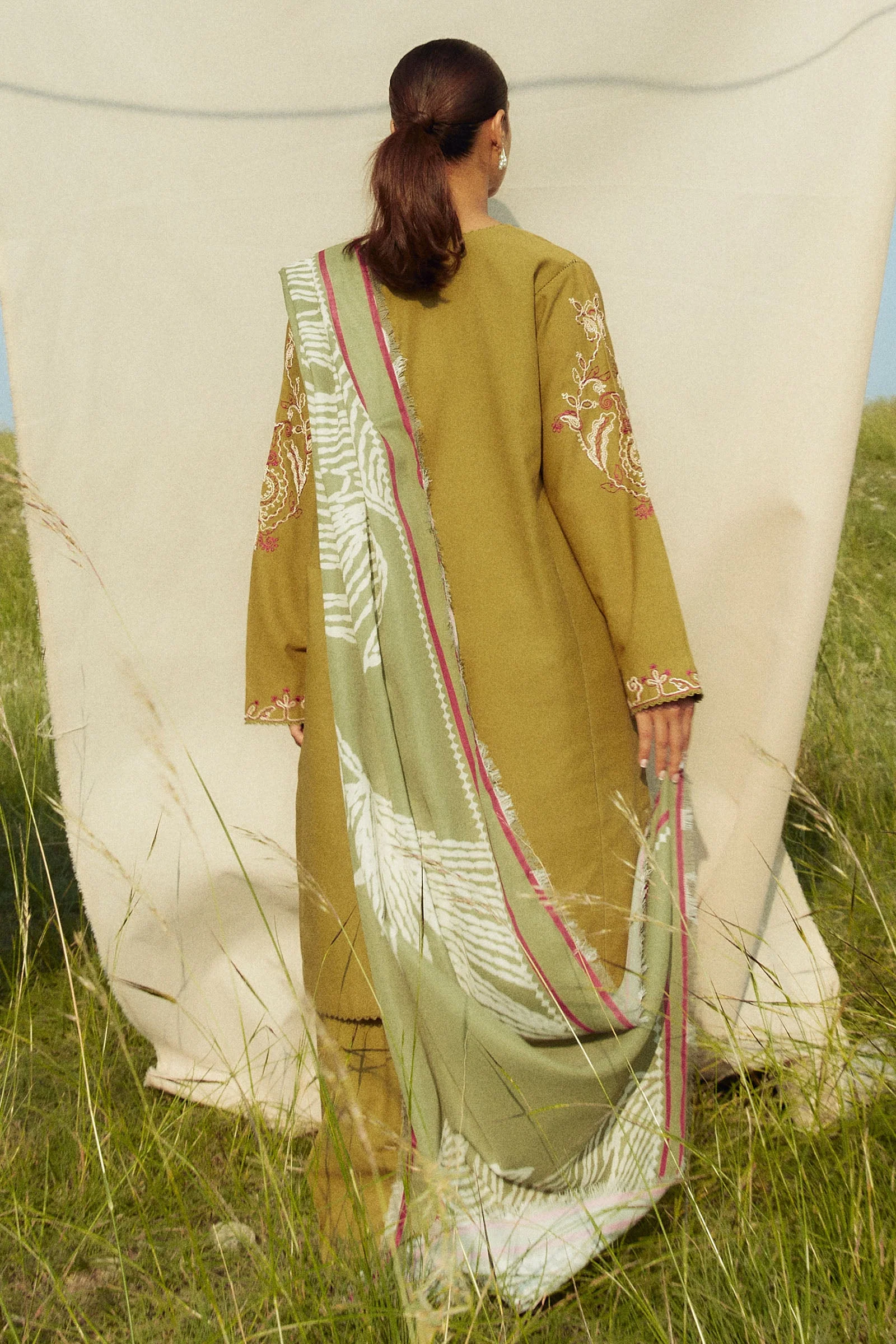 Zara Shahjahan Coco Winter '24 – Peridot-5A - Image 4