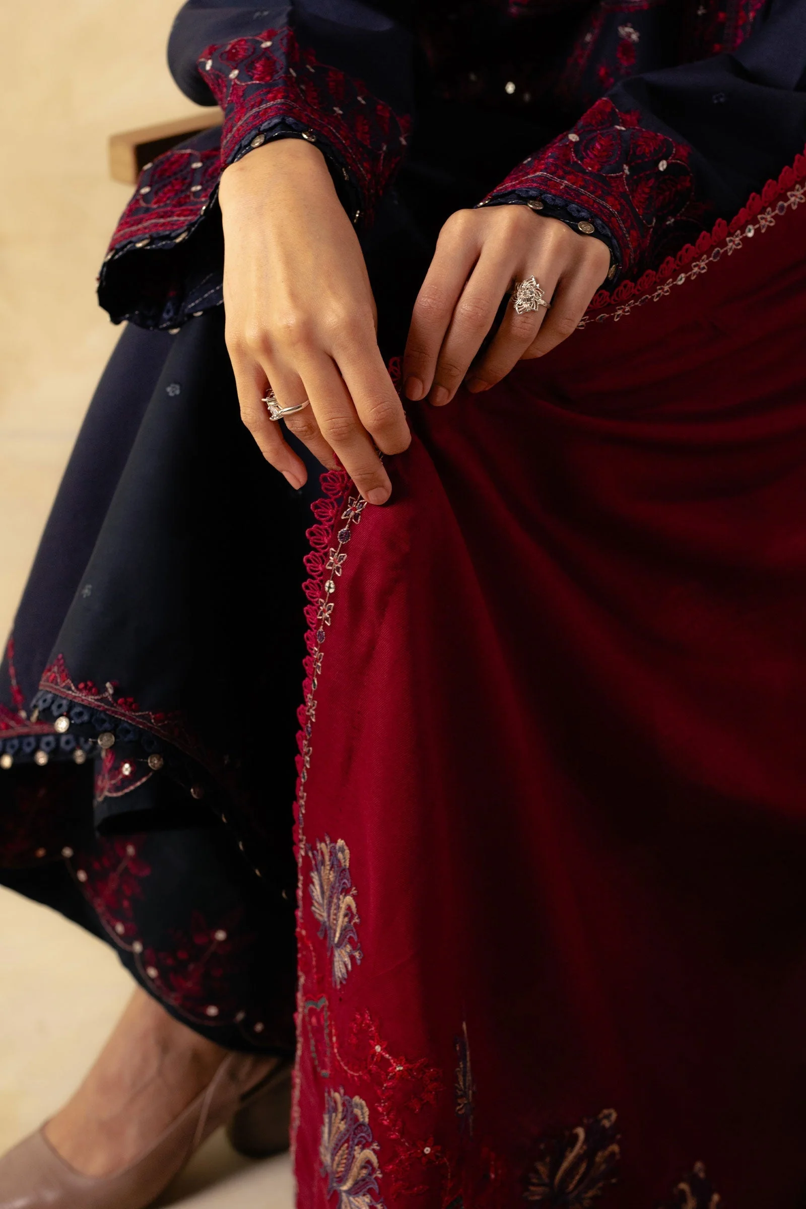 Zara Shahjahan Coco Winter Collection 2023 – ZW23-4B - Image 5