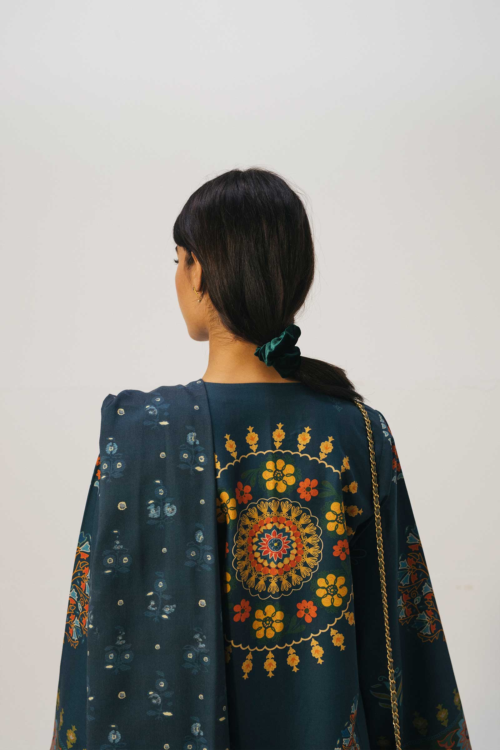 Zara Shahjahan Coco Winter Collection 2020 – ZW20-2B - Image 5