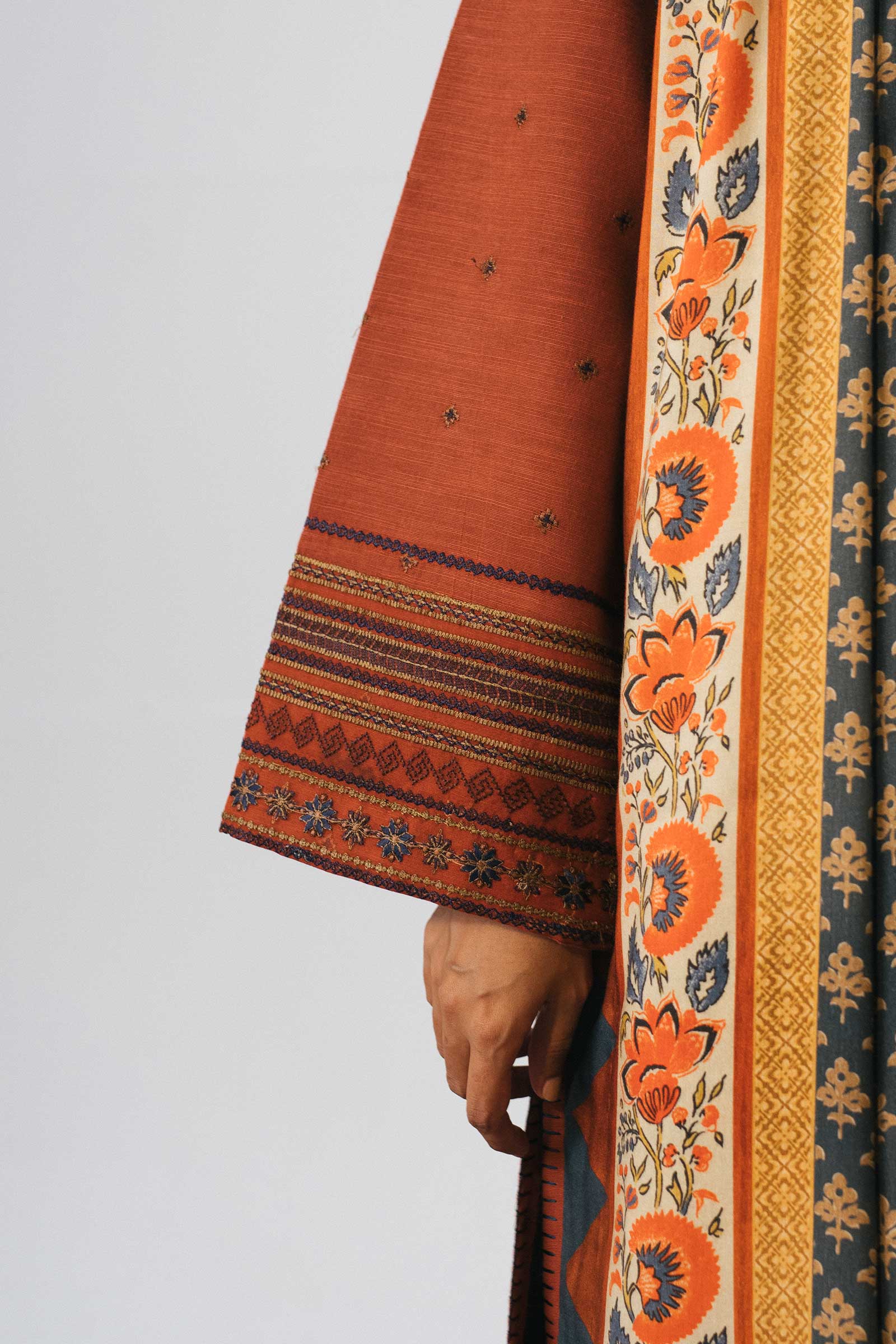 Zara Shahjahan Coco Winter Collection 2020 – ZW20-4A - Image 4