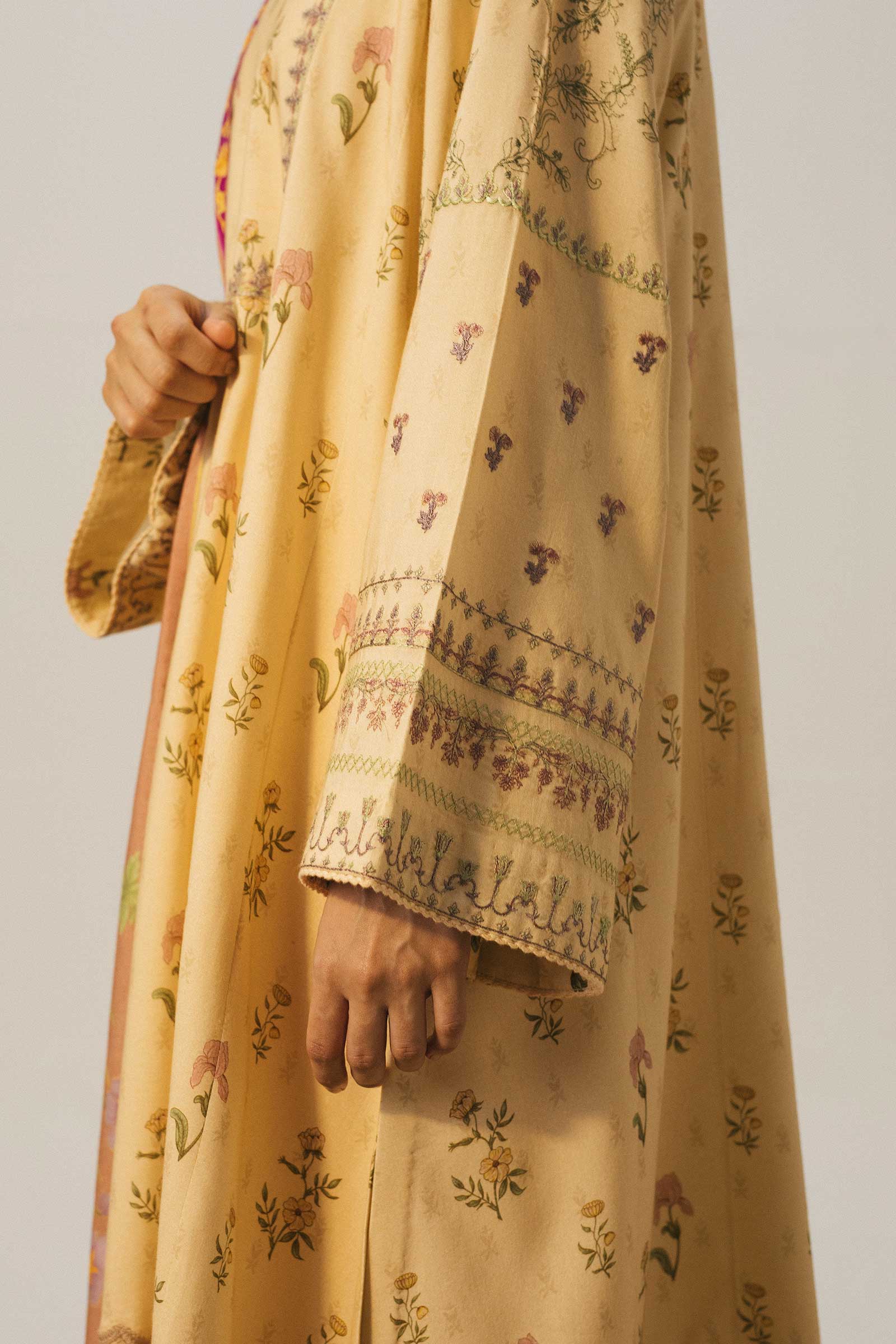 Zara Shahjahan Coco Winter Collection 2020 – ZW20-7A - Image 4