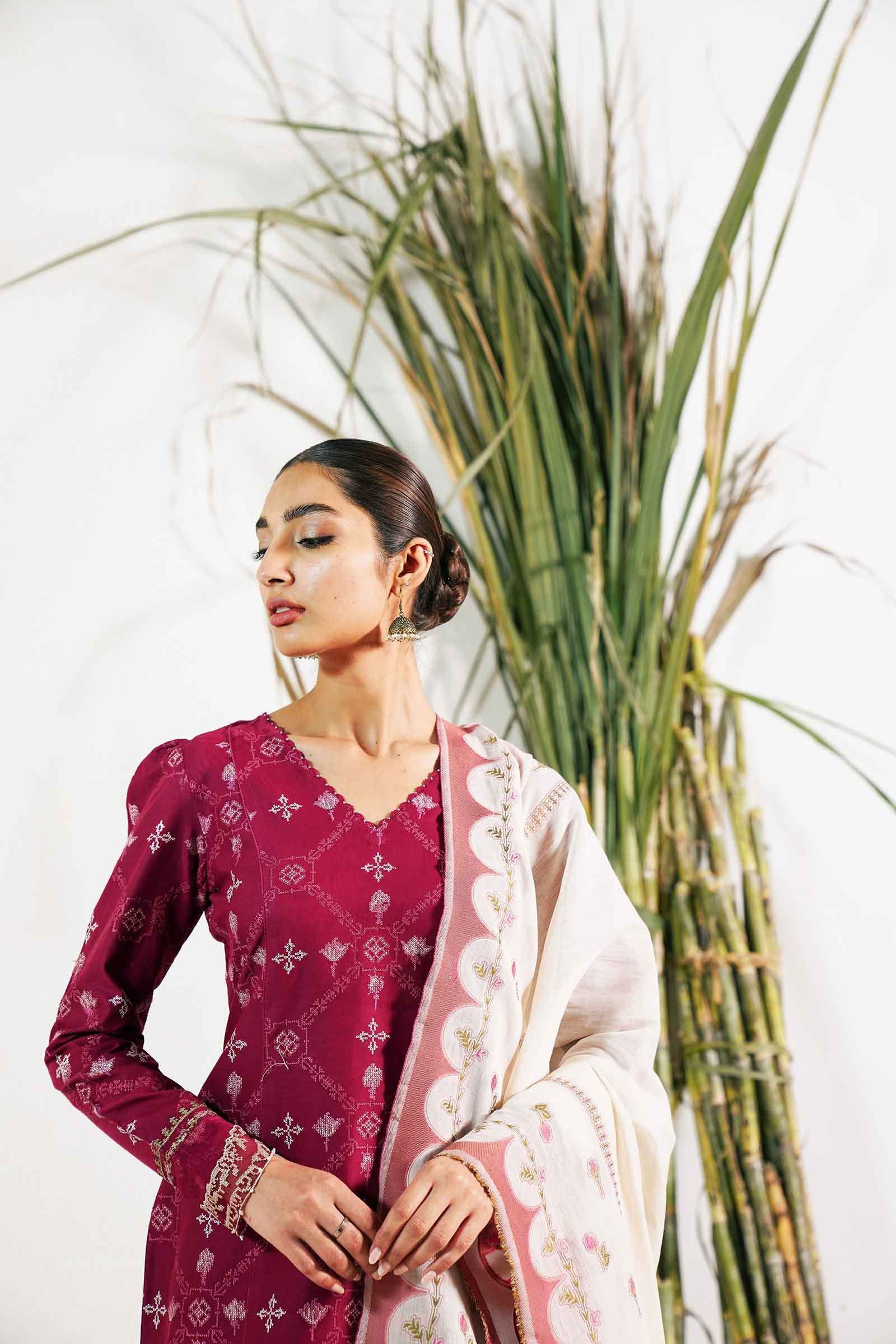 Zara Shahjahan Luxury Lawn Collection 2021 – FAJAL-A - Image 4