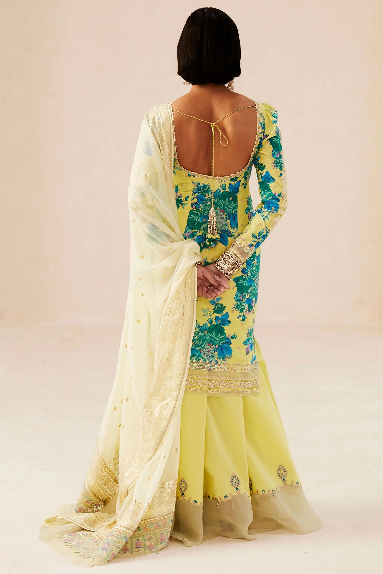 Zara Shahjahan x Ayeza Khan Luxury Lawn Collection 2024 – PHOOL KARI-13A - Image 5