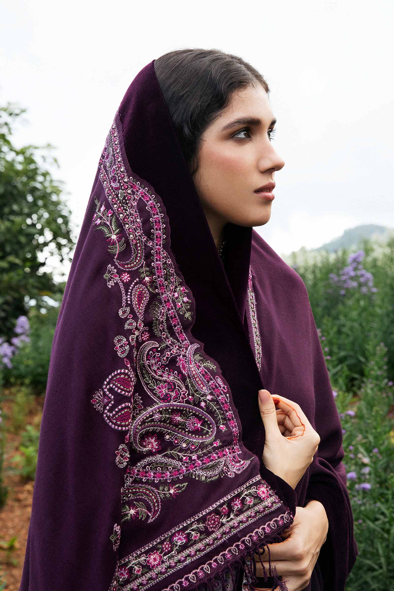 Zara Shahjahan Luxury Winter Collection (with Shawl) – WS22-Nihal - Image 3