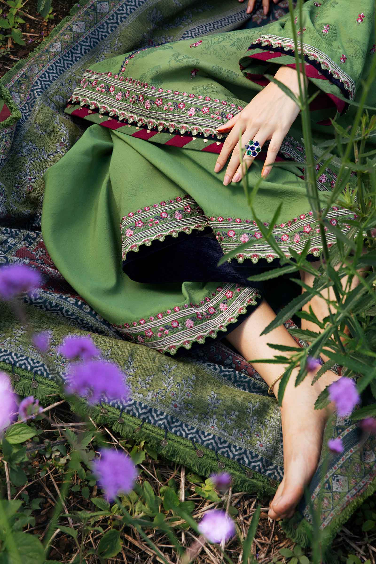 Zara Shahjahan Luxury Winter Collection (with Shawl) – WS22-Zoya - Image 2