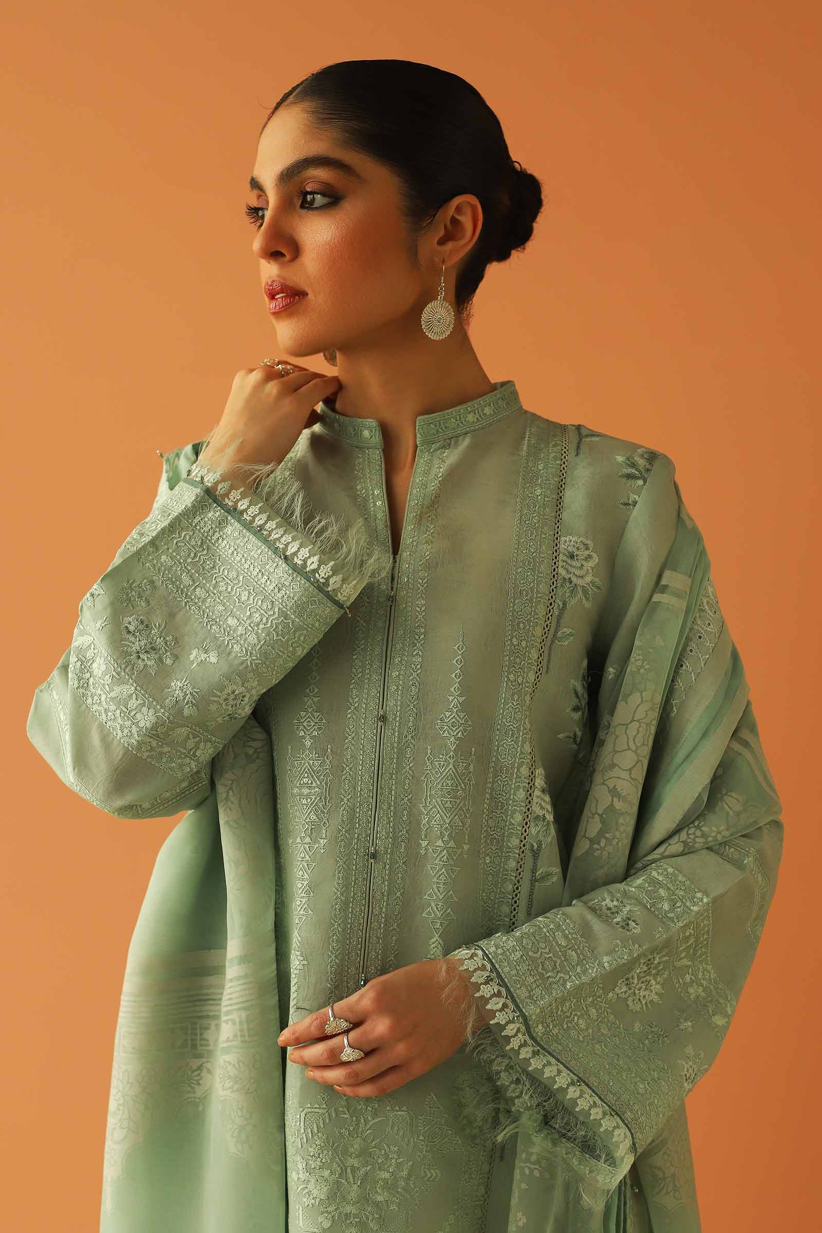 Zara Shahjahan Spring/Summer Lawn Collection – D23-13B - Image 3