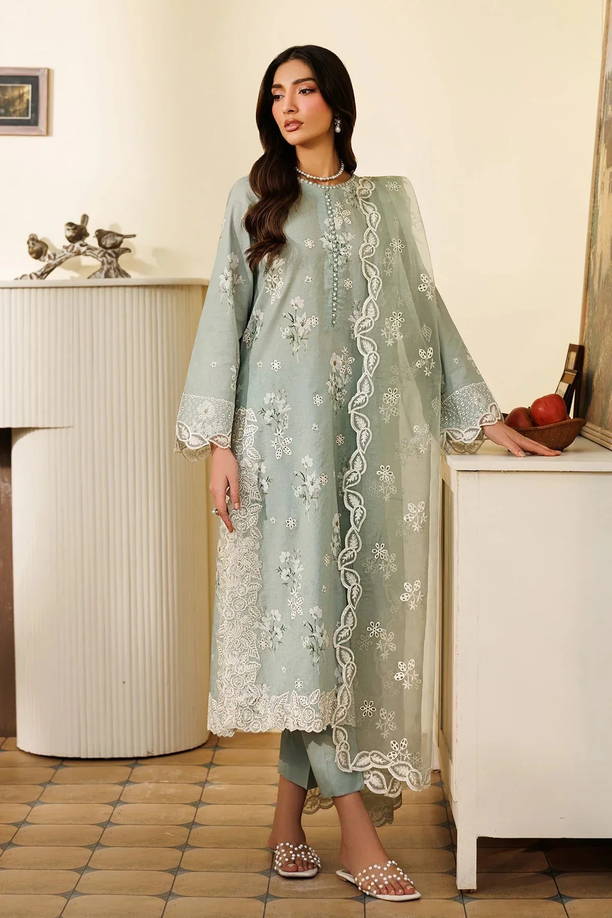 Zarif Amani Eid Lawn Pret – RAMIH