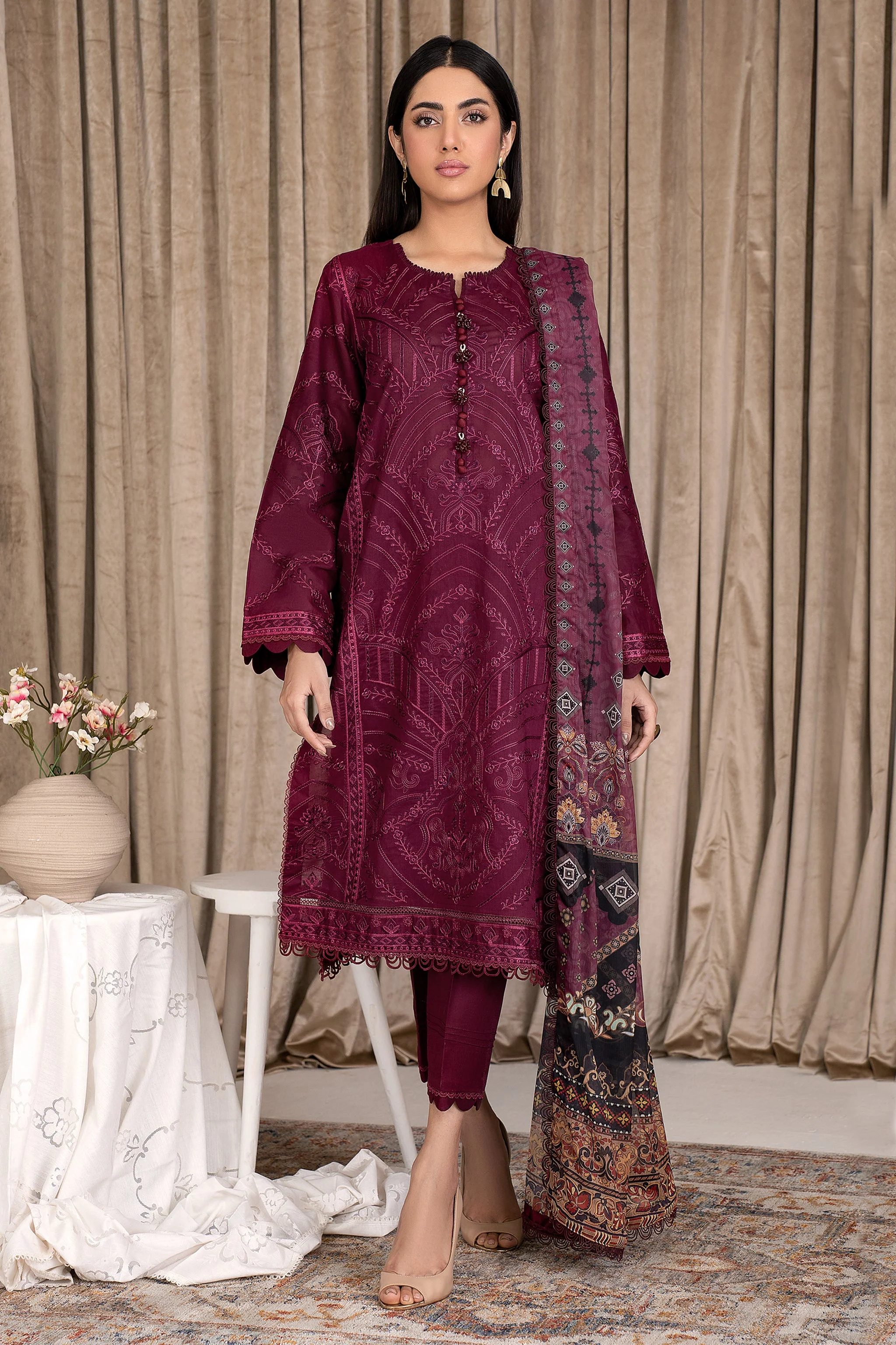 Zarif Eid Lawn Collection 2023 – ZEL 01 Rose Wood - Image 3