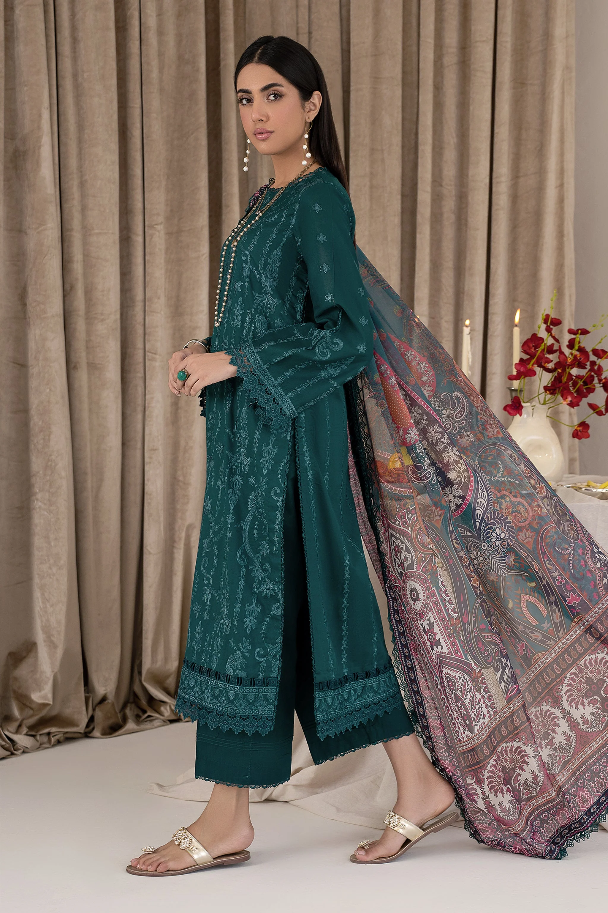 Zarif Eid Lawn Collection 2023 – ZEL 05 Emerald - Image 3