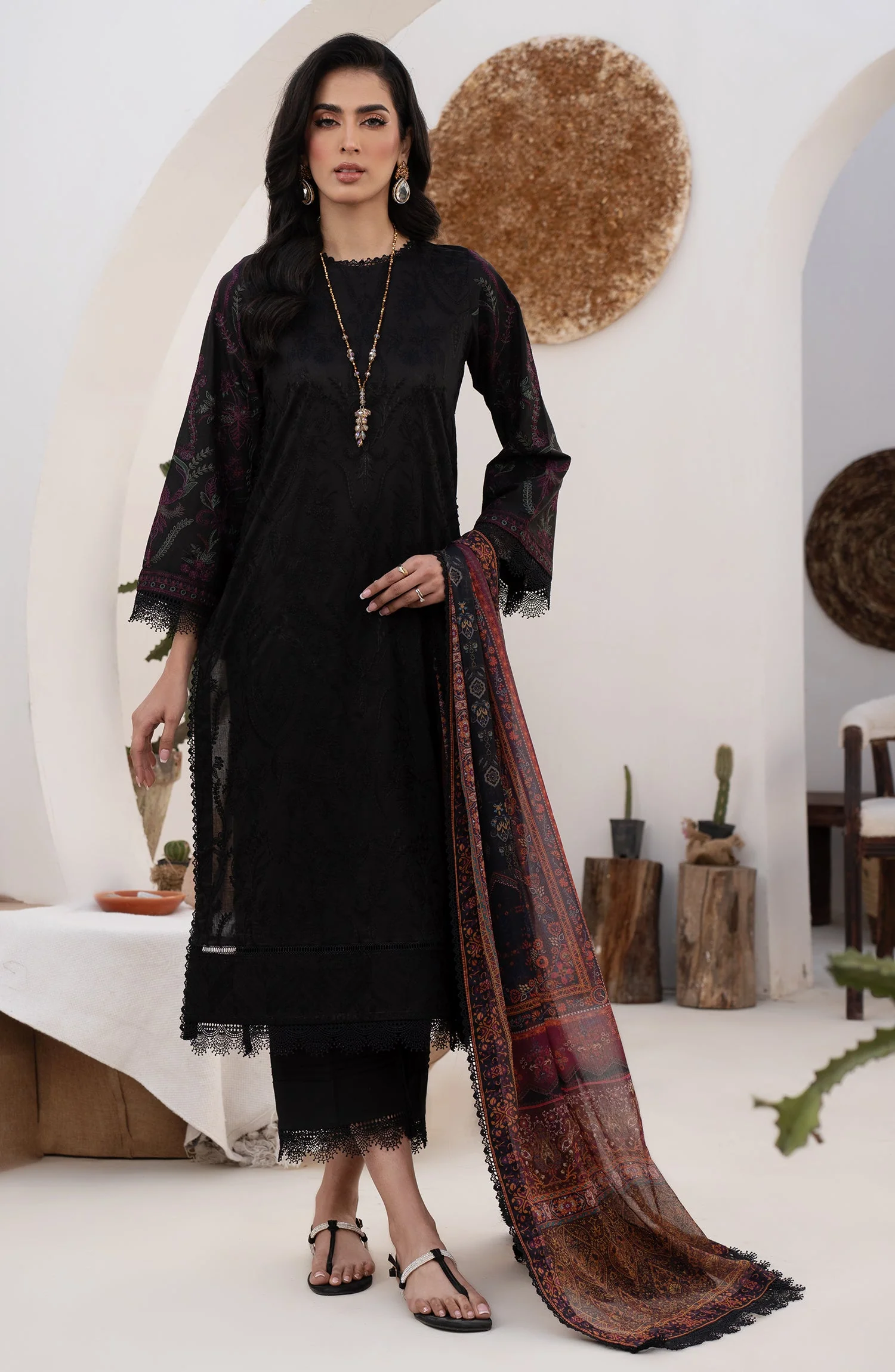 Zarif Eid Lawn Collection 2024 – ZL 04 Julia - Image 2