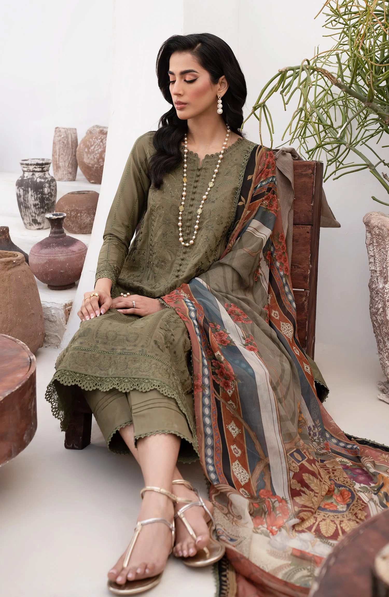 Zarif Eid Lawn Collection 2024 – ZL 06 Remiah - Image 7