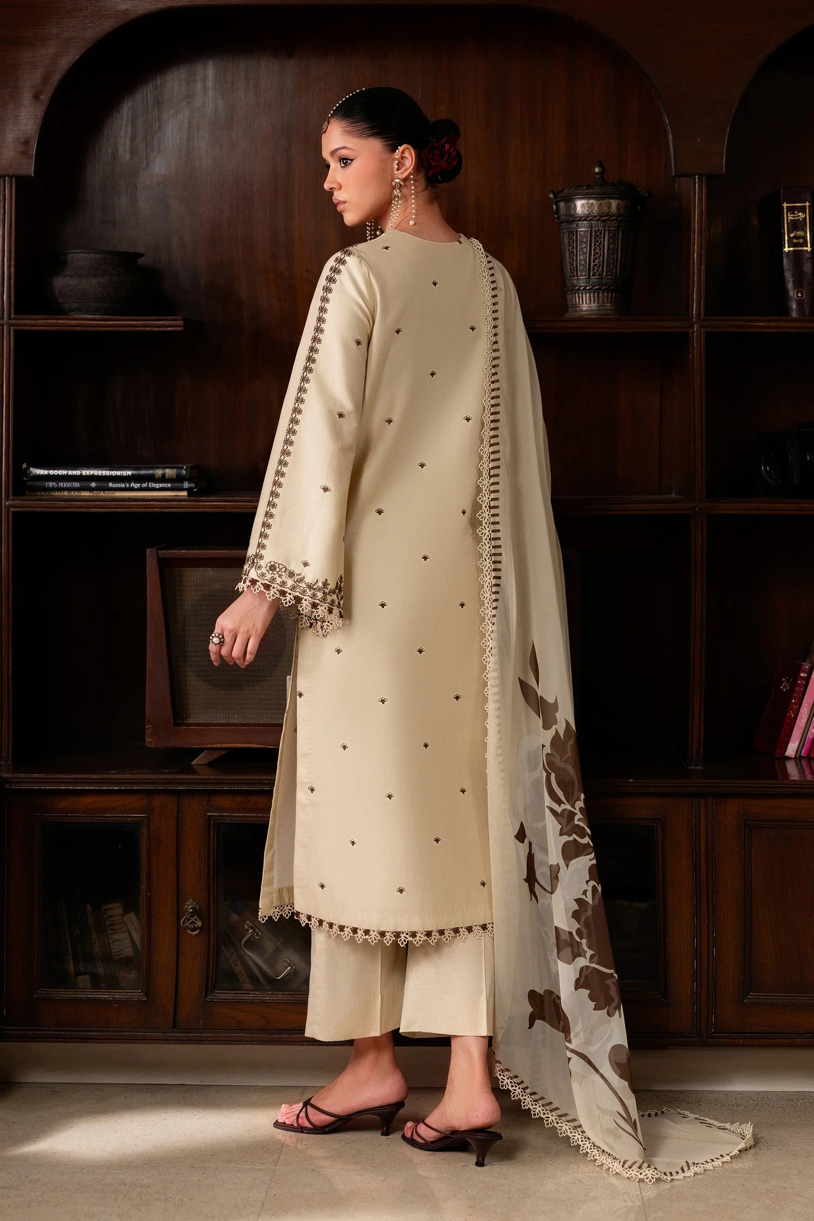 Zarif Summer Lawn – Aria - Image 4
