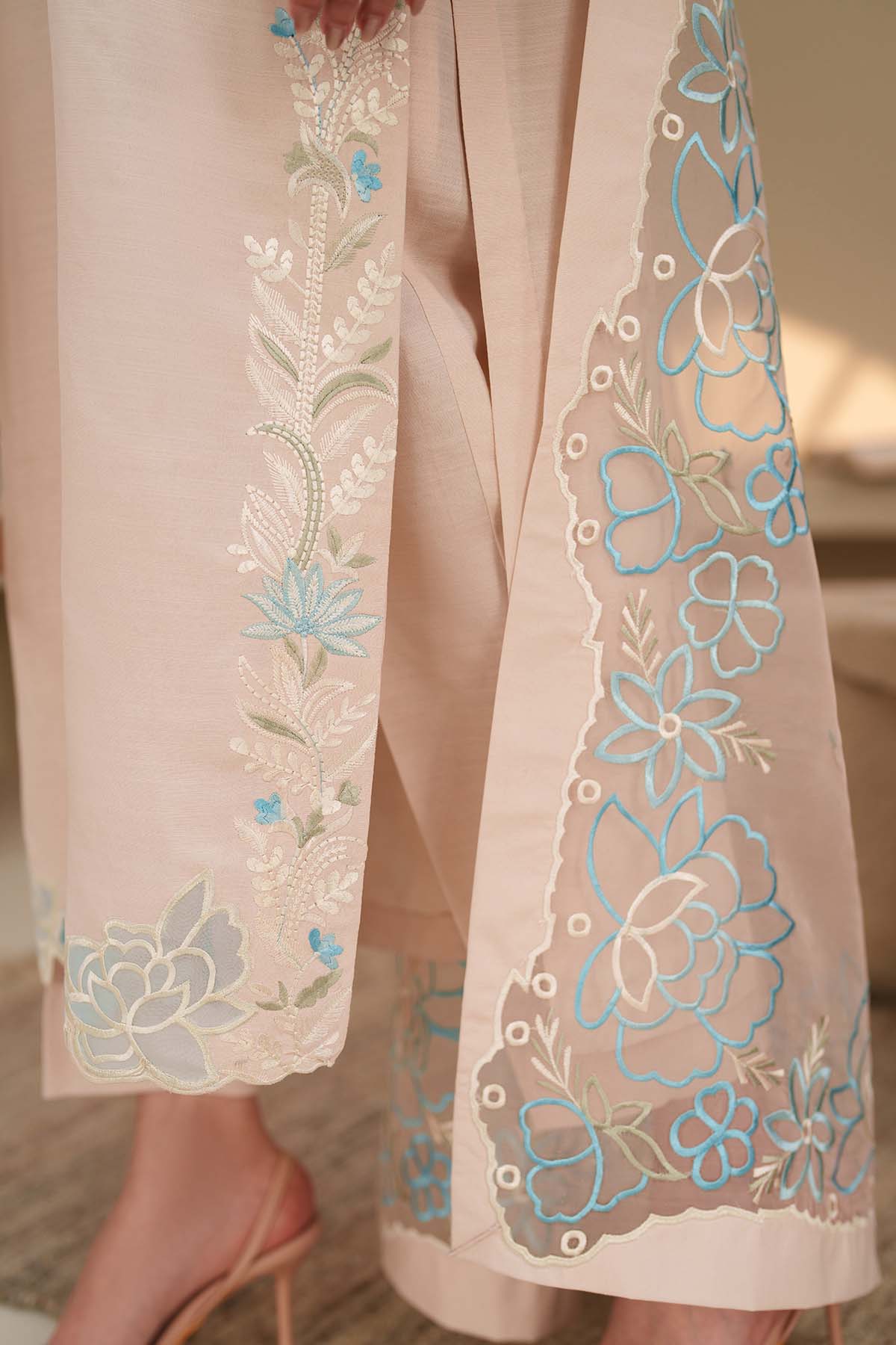 Zarif Tabeer Silk Edit – Florielle - Image 5