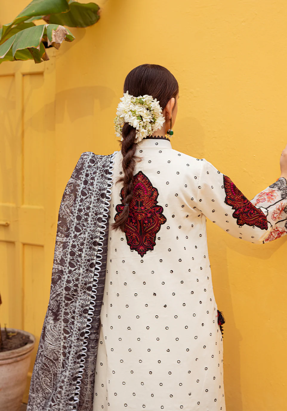 Zarqash Tresor Spring/Summer Lawn Collection – ZQ 9B - Image 5