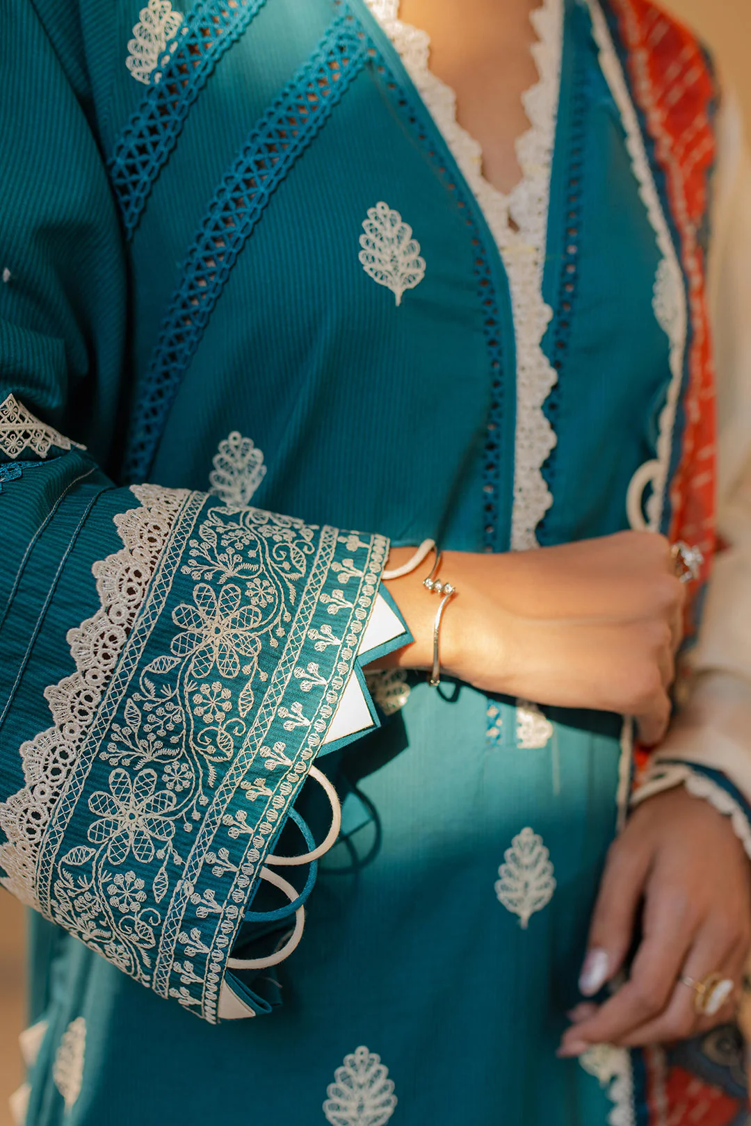 Zellbury Chikankari – Embroidered Shirt Shalwar Dupatta - 0705 - Image 4