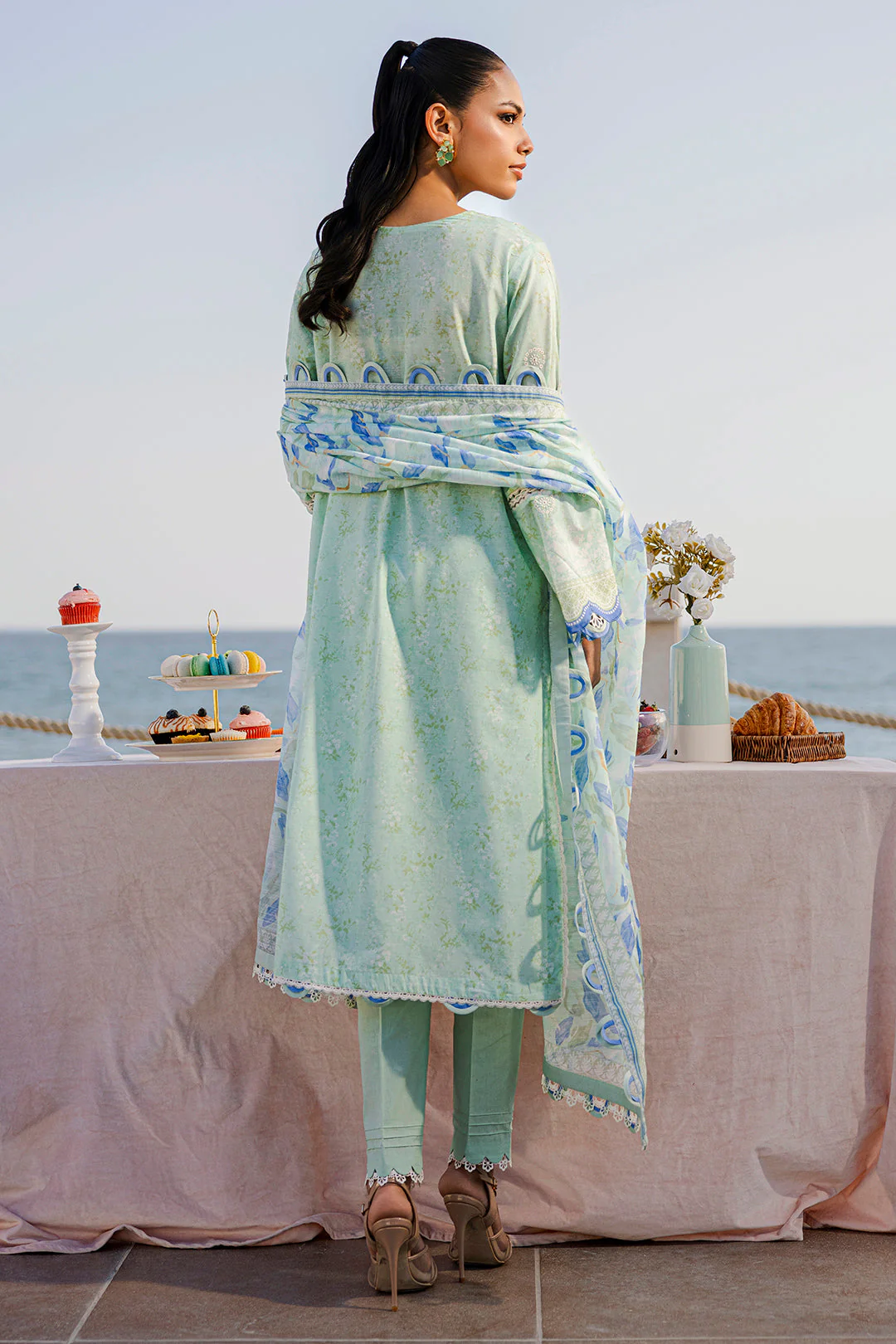 Zellbury Chikankari Lawn – D-0529 - Image 13