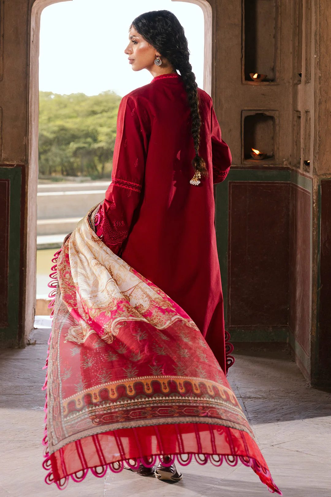 Zellbury Chikankari Lawn – D-0835 - Image 12