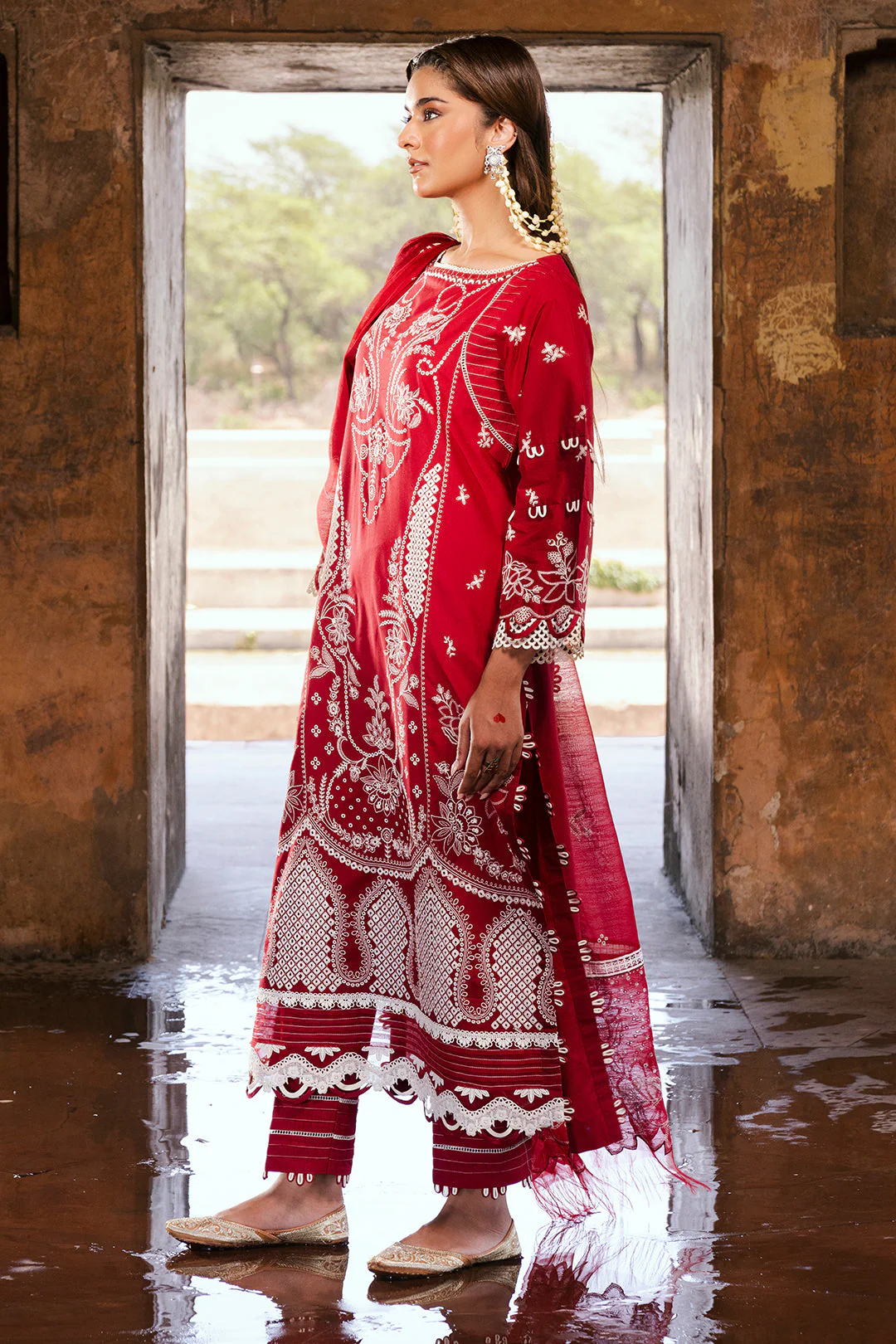 Zellbury Chikankari Lawn – D-0837 - Image 4
