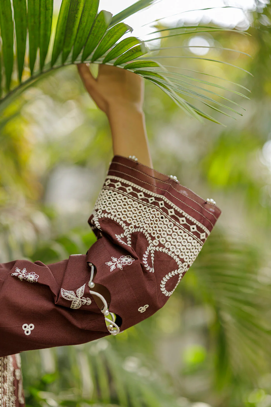 Zellbury Chikankari Lawn – Z-4022 - Image 8