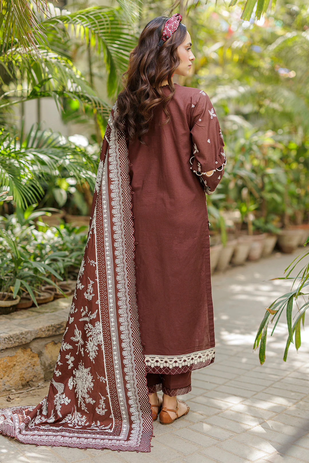 Zellbury Chikankari Lawn – Z-4022 - Image 9