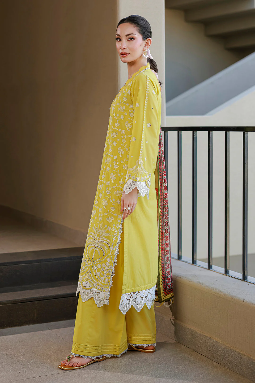 Zellbury Chikankari Lawn – Z-4087 - Image 8