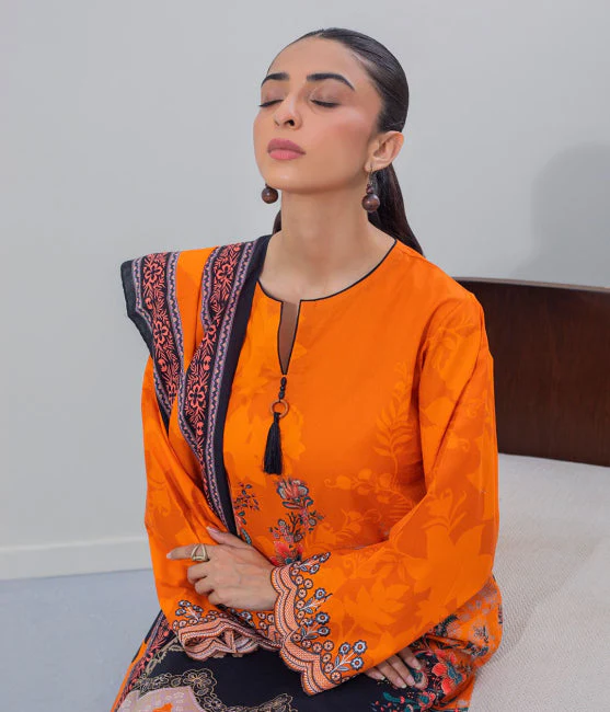 Zellbury Intermix Collection – Embroidered Shirt Dupatta - Orange - Cambric Suit-0612 - WUC23E20612 - Image 3