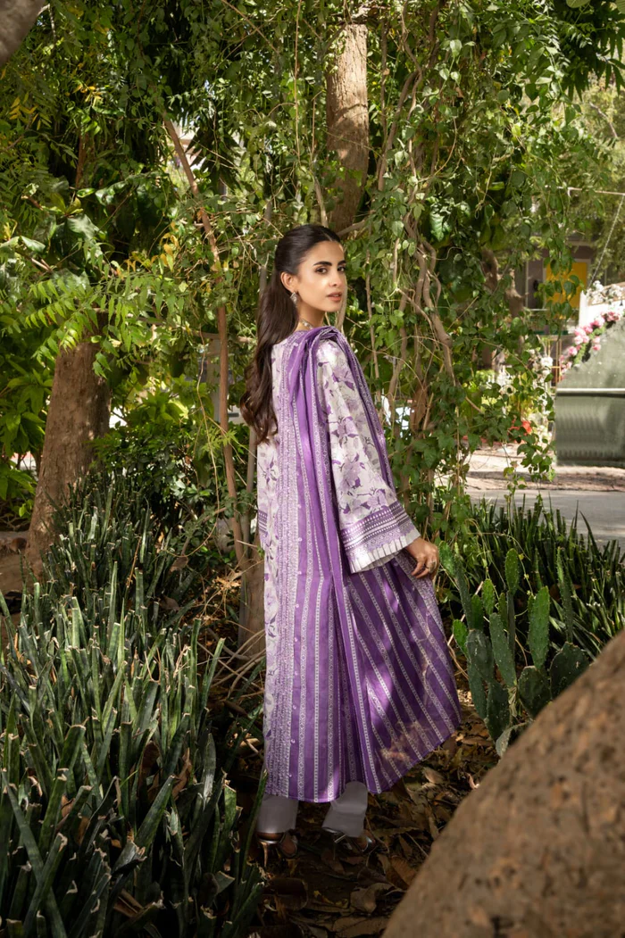 Zesh Cutwork Lawn Vol-4 – D4 - Image 3